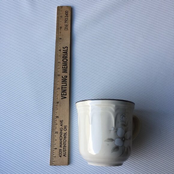 Stoneware Japan Coffee Tea Cup White Flower Floral Beige Vintage MCM Set of 5 - Picture 9 of 12